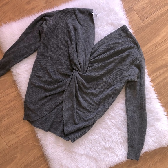 Bar III 2~Ways Wear Twisted back Long Sleeve Top - Picture 3 of 4